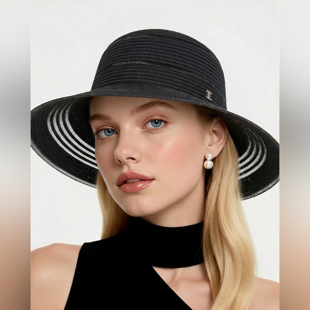 LN Liz Claiborne (One Size) Black Wide Brim Sun Hat.